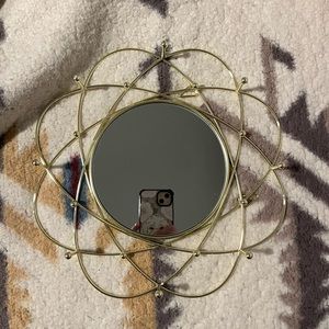 ❌SOLD❌Hanging Mirror Jewelry Organizer!